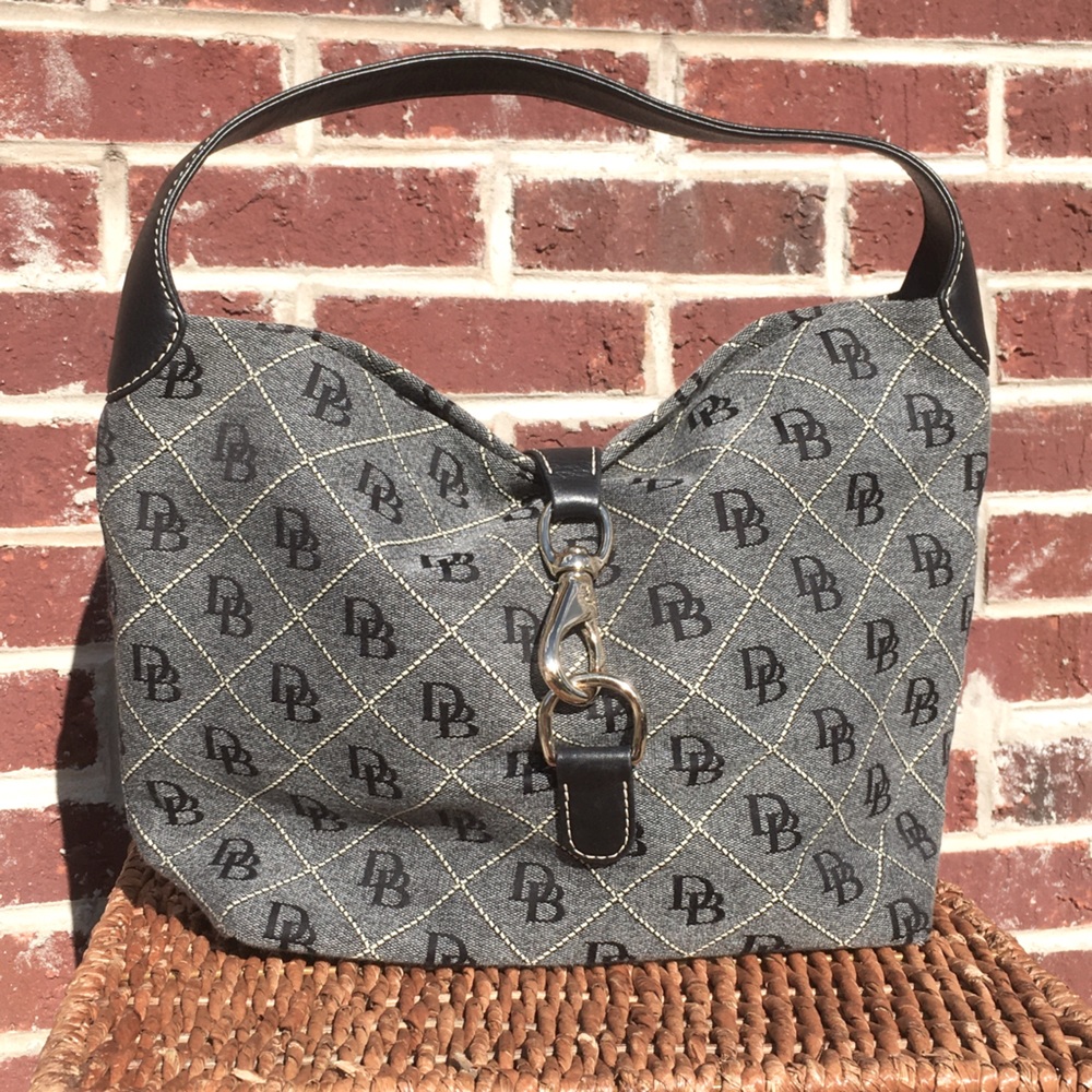 Dooney & Bourke Logo Hobo bag w/ gold hardware EUC